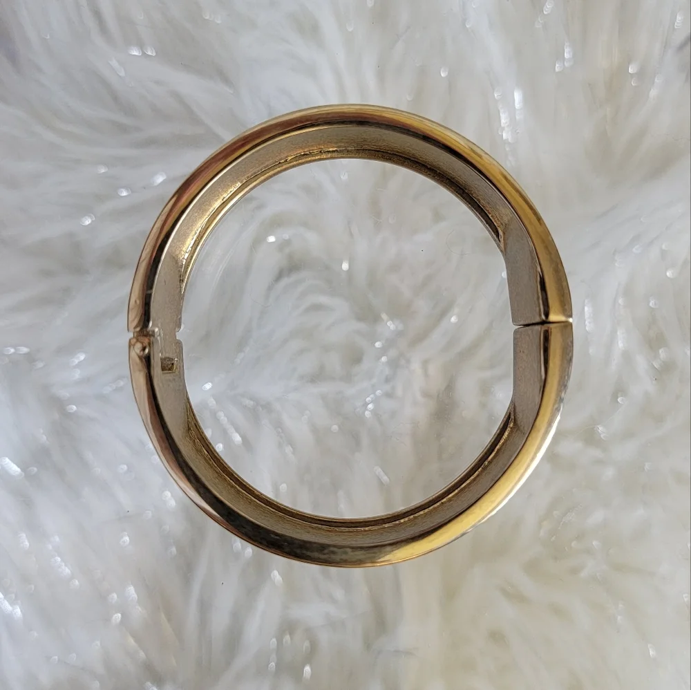 Chunky Gold Bangle - Picture 5 of 9